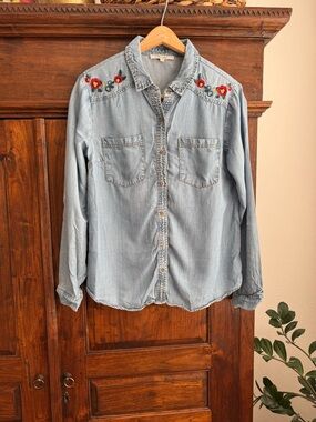 Miss Me Chambray Denim “L’amour” Floral BirdsEmbroidered Shirt